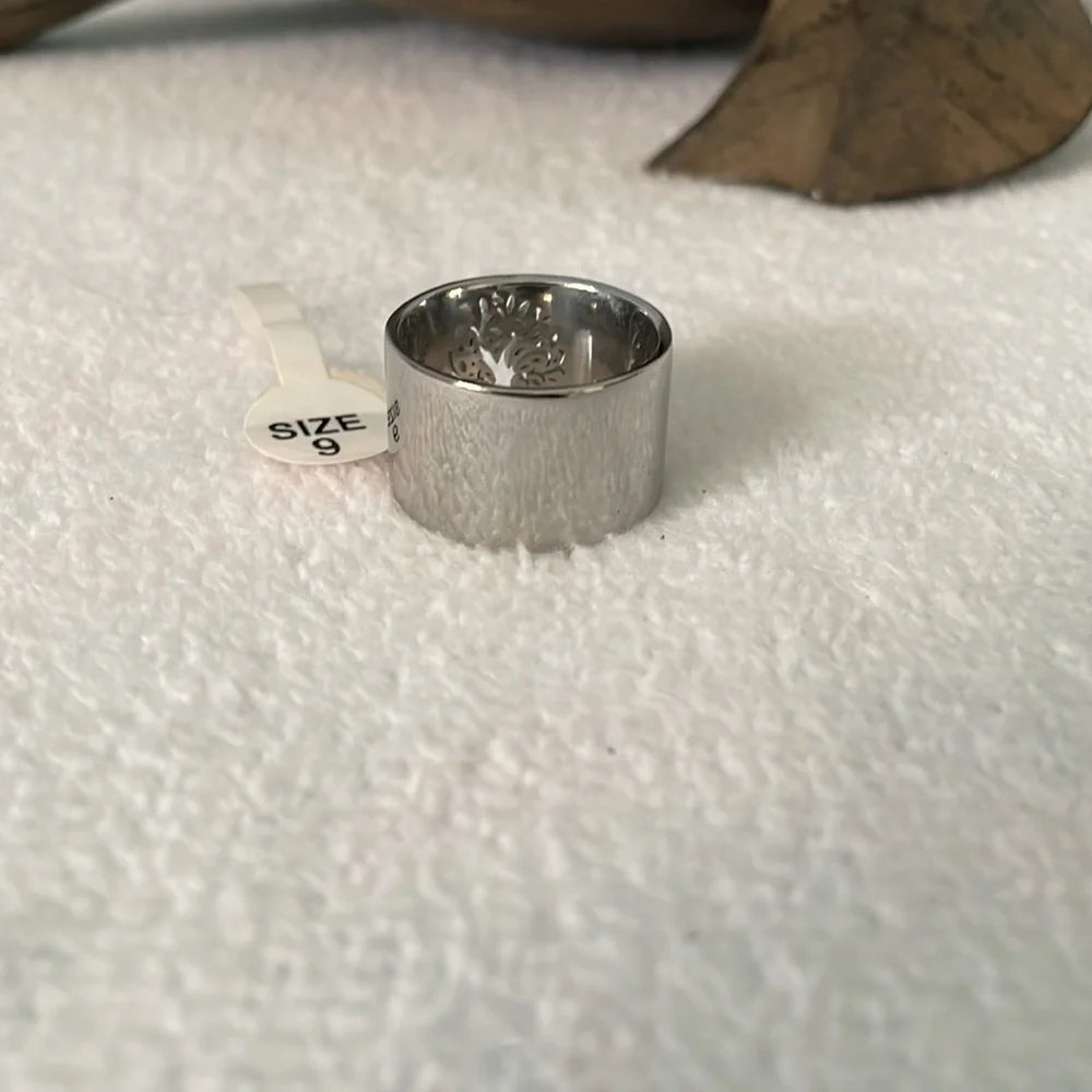 Silver tree ring. - Picture 4 of 5